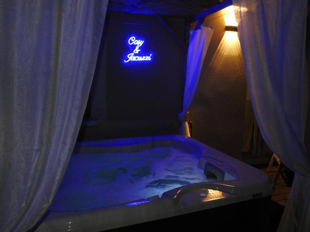 Suite Cosy&Jacuzzi Cenon Exterior photo